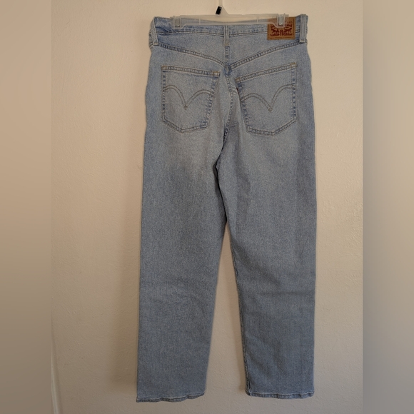 NWOT Levi's Women's Ribcage Straight Jeans Size 31x32 - Picture 5 of 7